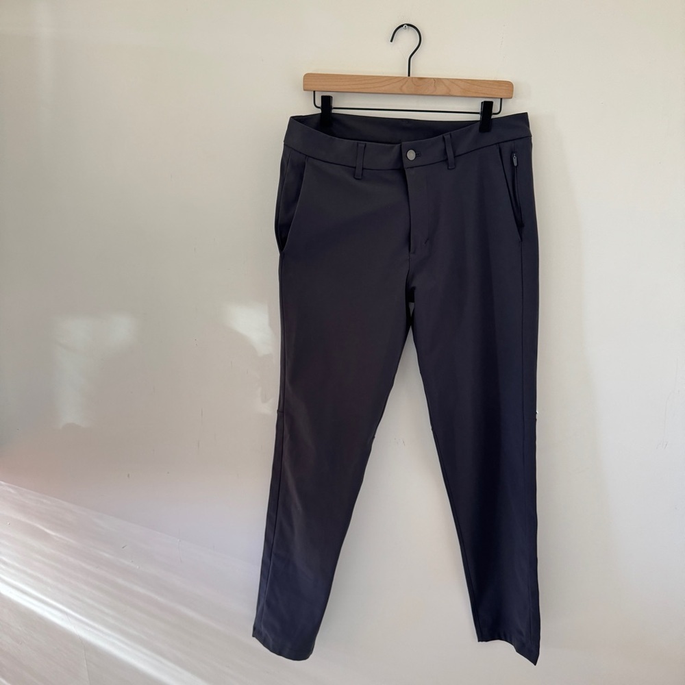 Lululemon Men’s 32 Commission Pant Slim Athleisure